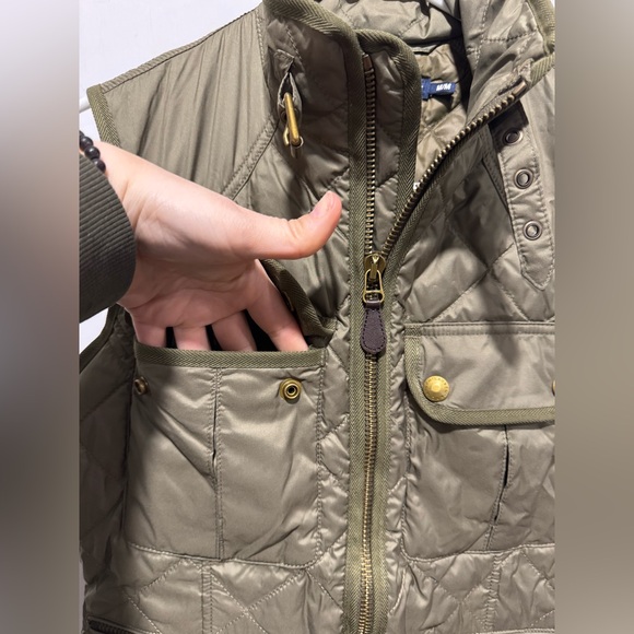 NWOT Women’s Ralph Lauren Sport Quilted Down Vest - Picture 7 of 10